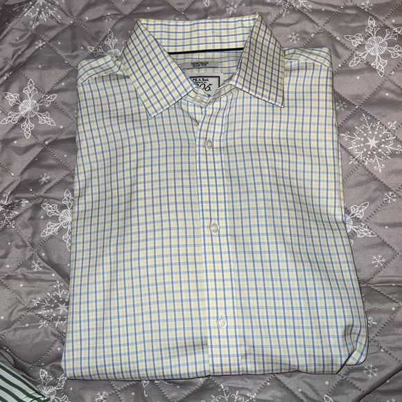 Joseph A Bank Dress Shirt - Picture 2 of 4
